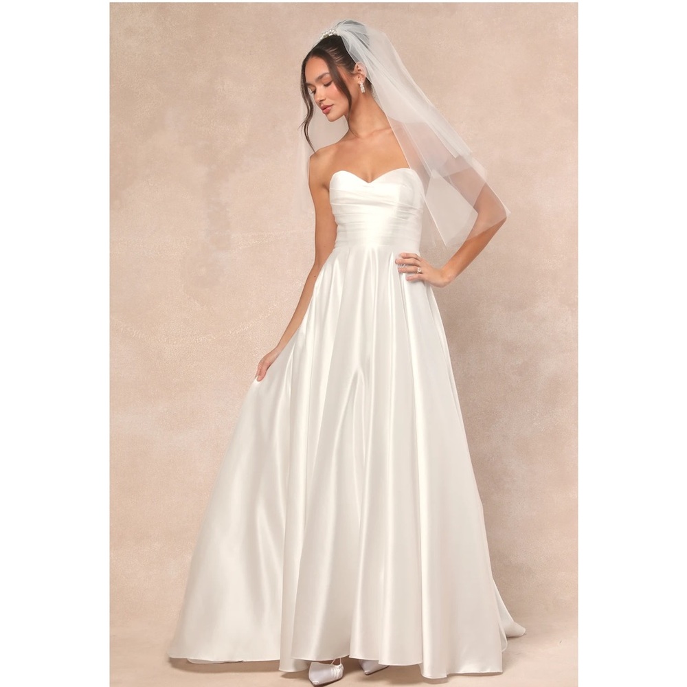 Lulus Khalida White Satin Pleated Strapless Bodice Wedding Gown Dress NWT Small